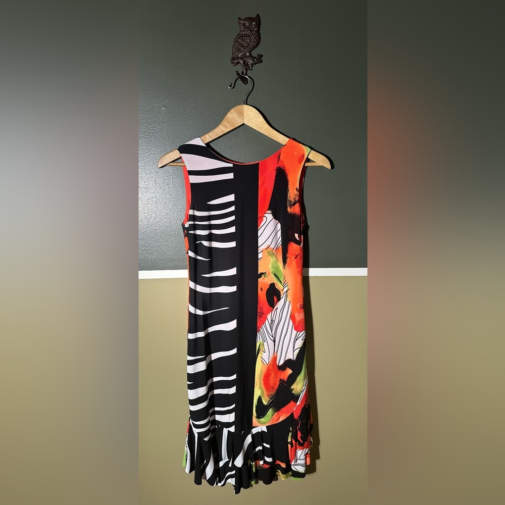 Frank Lyman Design Black and Orange Abstract Tank Top